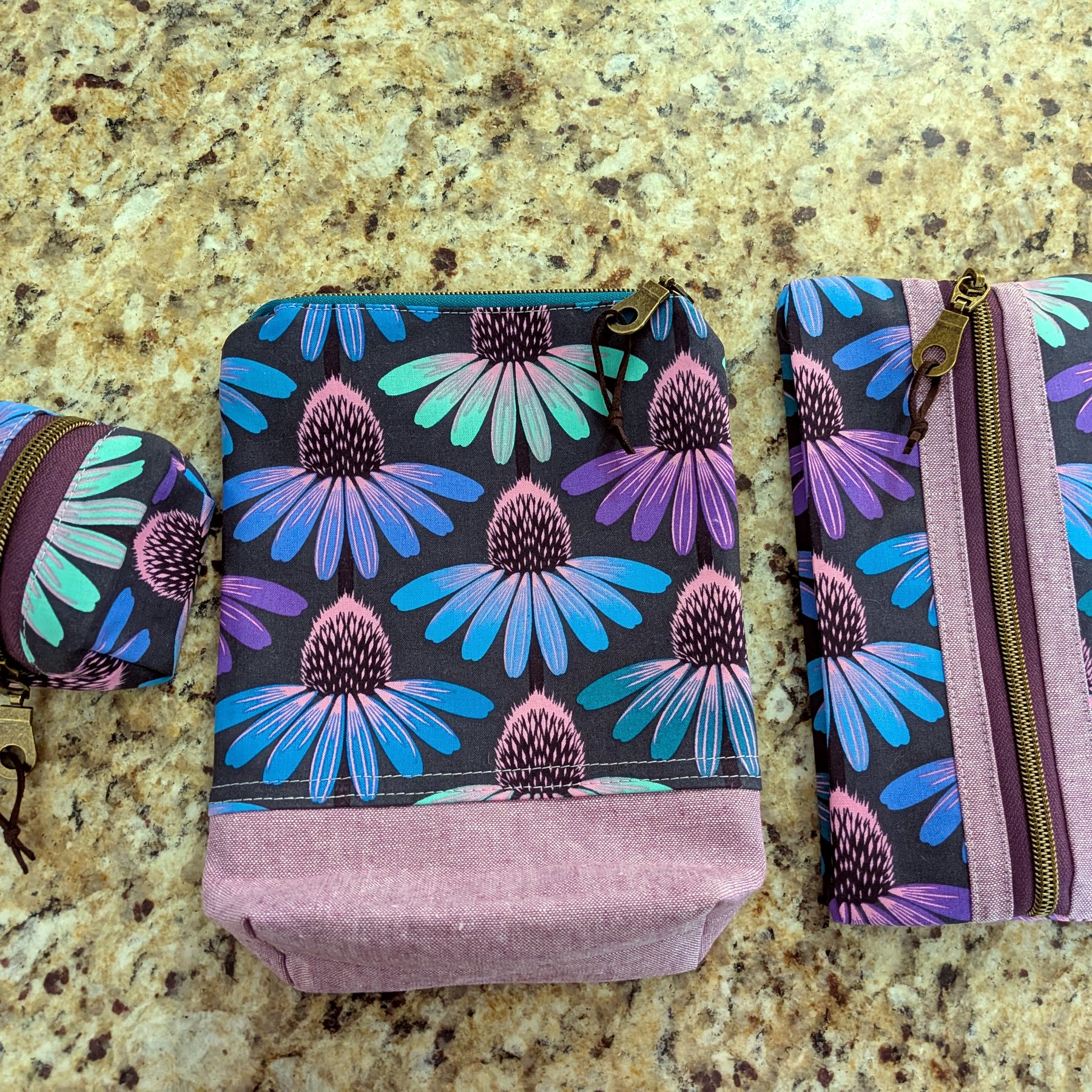 Coneflower Bag Set - Three zippered bags in coneflower print with mauve linen